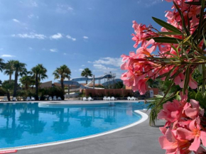 Camping Del Mar 265, Mobile Home Excellence, 3 chambres, 6 personnes, 2 Salles de Bain, bord de mer